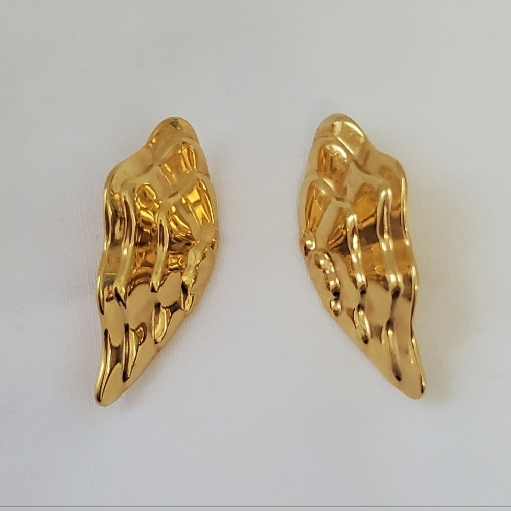 Vintage Avon Gold Tone Butterfly Angel Wing Clip On Earrings